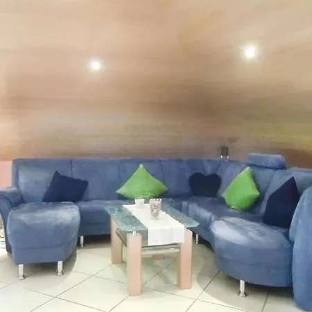 Apartment 2 Bedroom In *